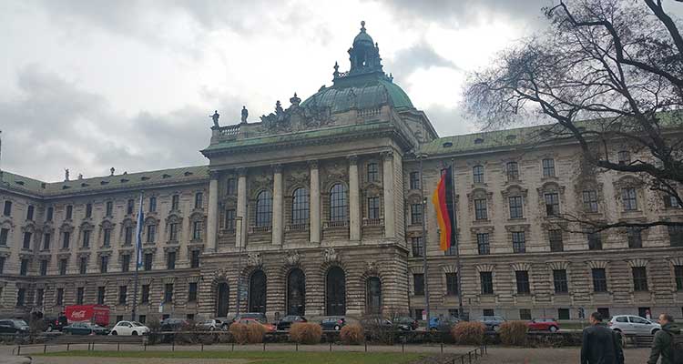 perstrip naar München