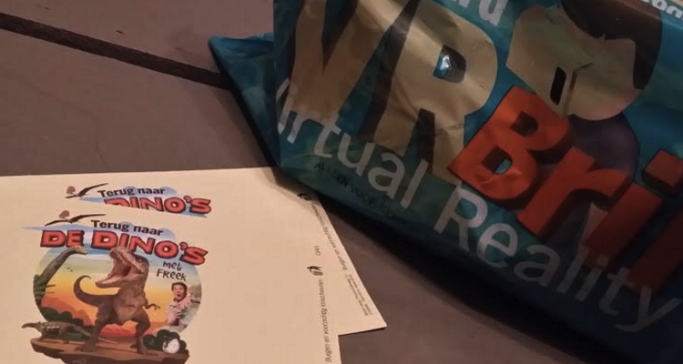 virtual reality spaaractie