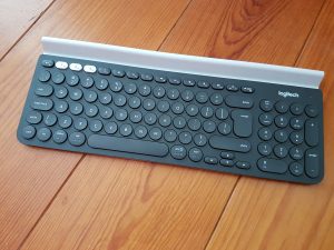 Logitech K780
