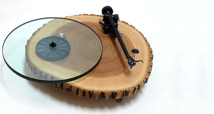 houten platenspeler