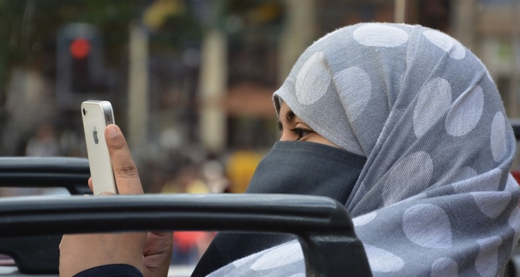 hoofddoek emoji
