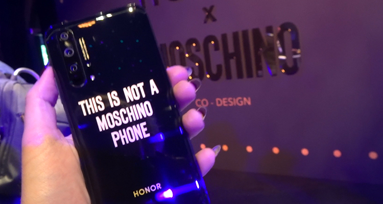 HONOR x Moschino: speciaal design voor HONOR 20 Pro