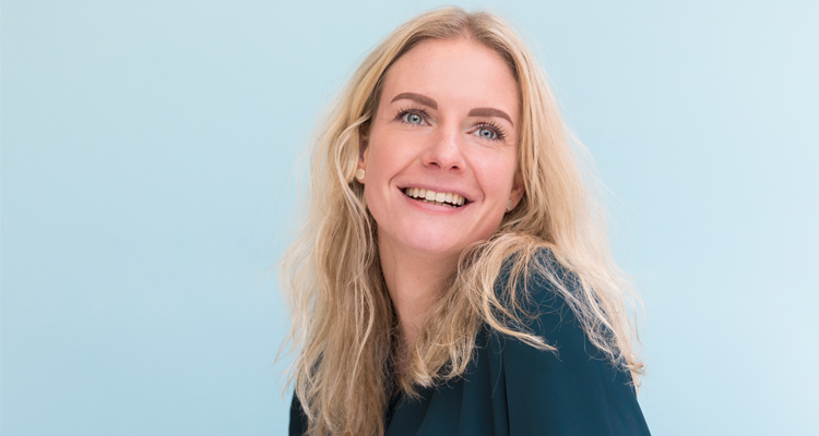 loraine nijhuis