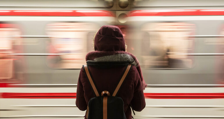 Trein raast voorbij