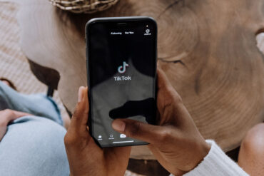 TikTok app geopend
