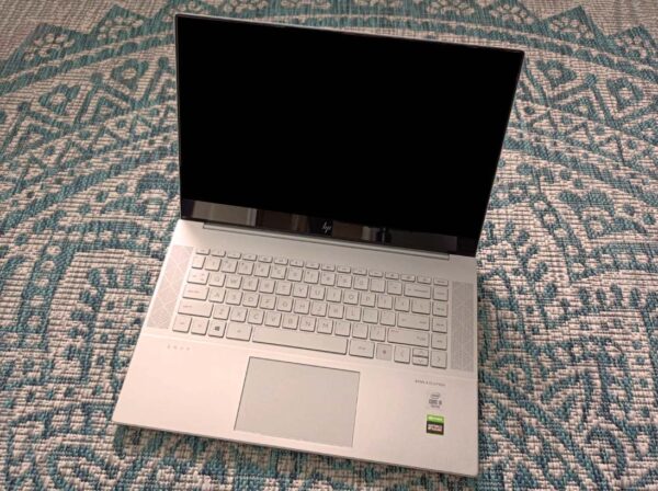 HP-Envy-laptop-15-epoxxx_