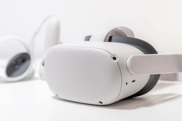 Achter de VR-deur virtual reality-training tegen ouderenmishandeling