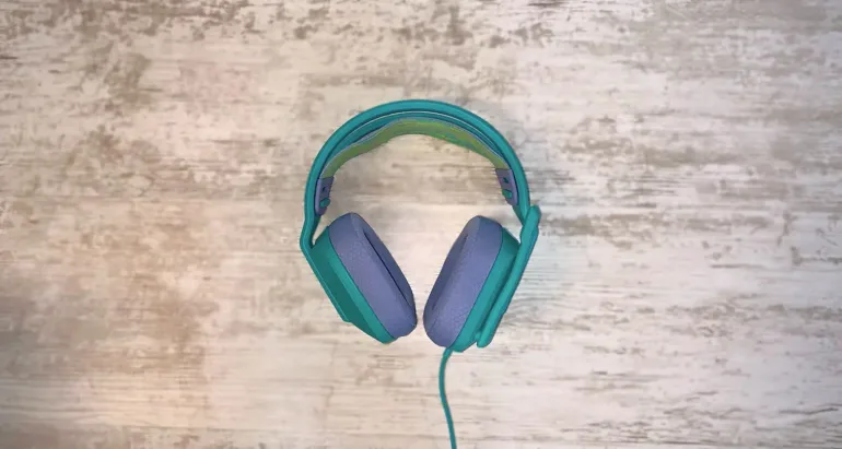 Bovenaanzicht van de Logitech G335 in kleur Mint