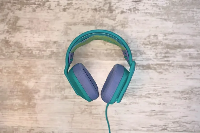 Bovenaanzicht van de Logitech G335 in kleur Mint