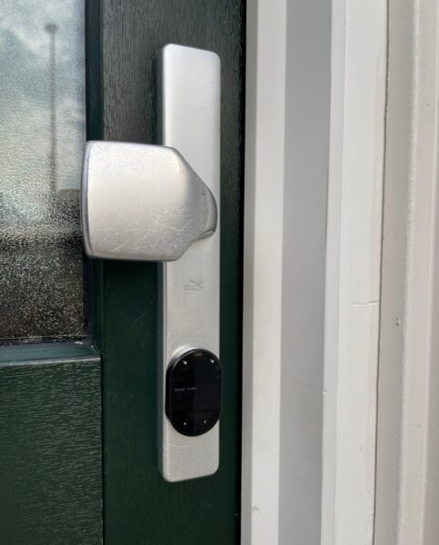 LOQED slim slot