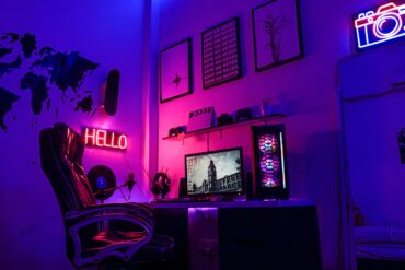 gaming room rgb with gaming desk, pc and chair