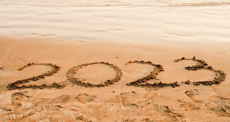 zee-strand-zand-oceaan