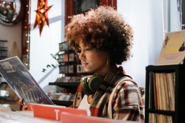 Muziek luisteren van Pexels