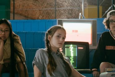 Stranger Things fans