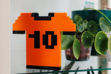 TechGirl LEGO