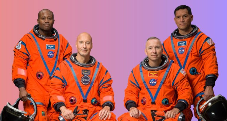 Geen vrouw aan boord: NASA maakt bemanning Artemis III bekend