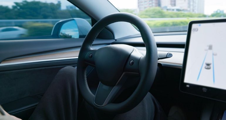 Zelfrijdende auto's zijn er, maar Nederlanders stappen liever zelf achter het stuur